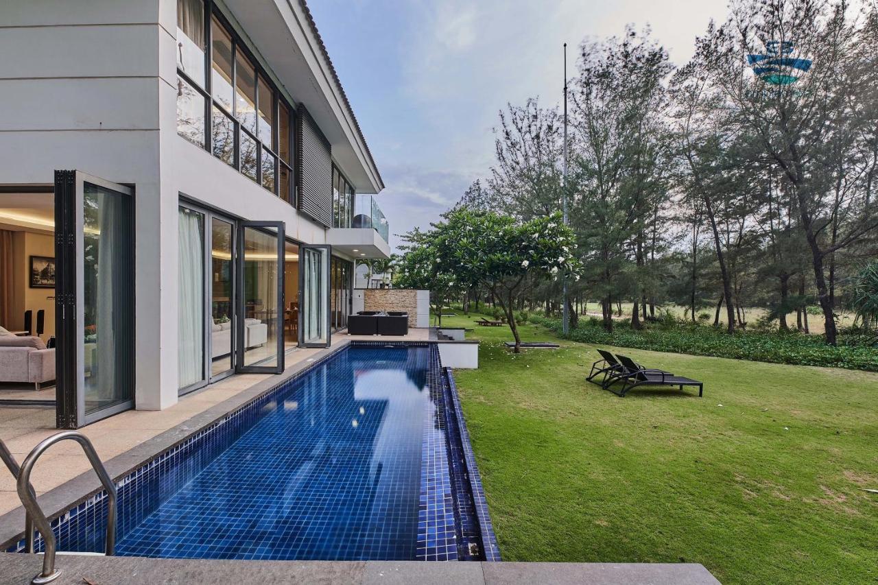 Emblem Sea 4 Bedroom Villas Đà Nẵng Extérieur photo